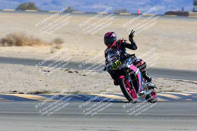 media/Jan-08-2022-SoCal Trackdays (Sat) [[1ec2777125]]/Turn 4 (1145am)/